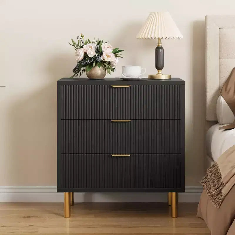 Witte ladekast met 5 laden voor slaapkamer, 48 cm hoog moderne commode, gouden metalen poten, gegroefde accenten, opbergorganizer voor thuis, hal, kantoor